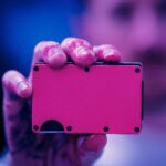 BusinessWallet Aluminium Flamingo Pink Kartenetui
